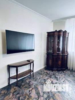 Дом 200м², 2-этажный, на длительный срок, 