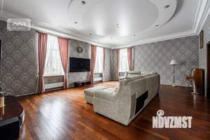 Коттедж 550м&sup2;, 2-этажный, на длительный срок, 