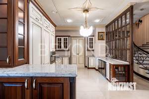 Дом 1257м², 4-этажный, на длительный срок, 