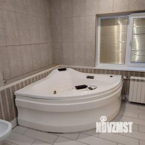 Дом 236м², 2-этажный, посуточно, 