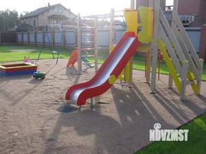 Коттедж 200м&sup2;, 3-этажный, на длительный срок, 