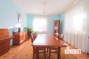 Коттедж 340м², 2-этажный, на длительный срок, 