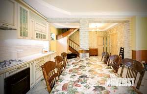 Дом 235м², 2-этажный, посуточно, 