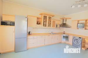 Коттедж 340м², 2-этажный, на длительный срок, 