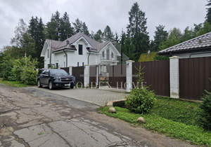 Дом 220м², 2-этажный, на длительный срок, 