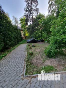 Коттедж 280м², 3-этажный, на длительный срок, 