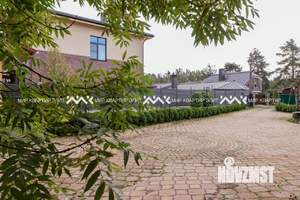 Коттедж 240м², 3-этажный, на длительный срок, 