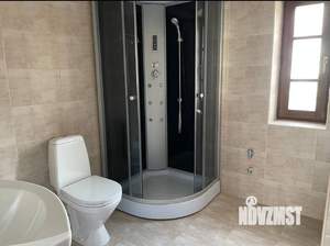 Таунхаус 186м&sup2;, 4-этажный, на длительный срок, 