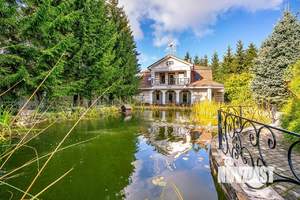 Дом 250м², 2-этажный, на длительный срок, 