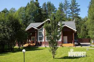 Коттедж 350м², 2-этажный, на длительный срок, 