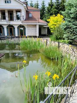 Дом 250м², 2-этажный, на длительный срок, 