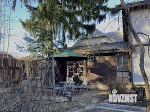 Дом 100м², 2-этажный, на длительный срок, 