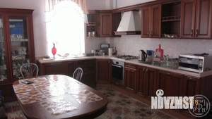 Дом 300м&sup2;, 2-этажный, на длительный срок, 