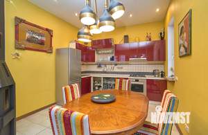 Дом 140м², 2-этажный, на длительный срок, 