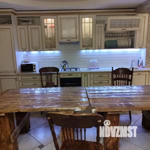 Дом 235м², 2-этажный, посуточно, 