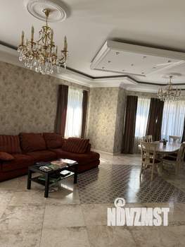 Коттедж 268м&sup2;, 2-этажный, на длительный срок, 