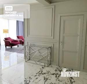 Дом 220м², 2-этажный, на длительный срок, 