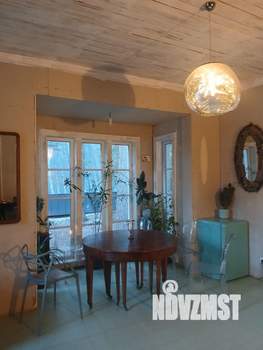 Дом 120м&sup2;, 2-этажный, посуточно, 