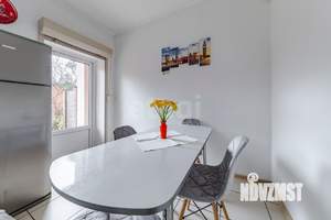 Таунхаус 190м², 3-этажный, на длительный срок, 