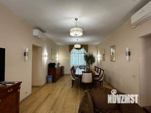 Коттедж 400м², 2-этажный, на длительный срок, 