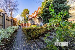 Таунхаус 155м², 3-этажный, на длительный срок, 