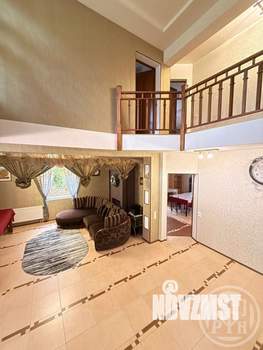 Дом 380м², 2-этажный, на длительный срок, 