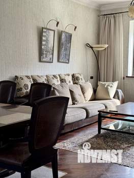 Таунхаус 260м², 4-этажный, на длительный срок, 