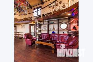 Дом 300м&sup2;, 3-этажный, посуточно, 