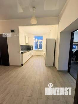 Коттедж 250м², 2-этажный, на длительный срок, 