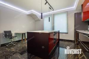 Коттедж 300м², 2-этажный, на длительный срок, 