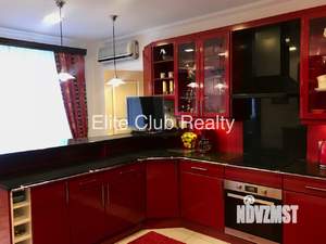 Коттедж 570м², 4-этажный, на длительный срок, 