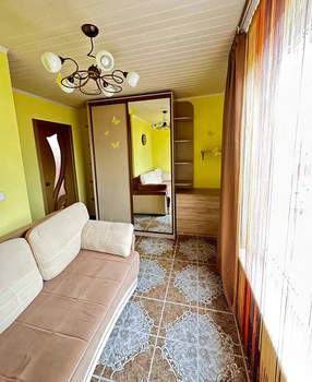 Дом 91м&sup2;, 3-этажный, на длительный срок, 