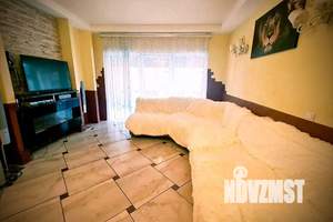 Дом 234м², 2-этажный, посуточно, 