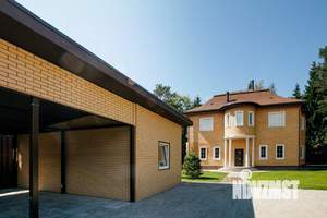 Коттедж 400м², 3-этажный, на длительный срок, 