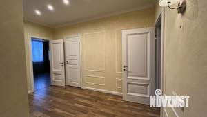 Таунхаус 210м², 3-этажный, на длительный срок, 