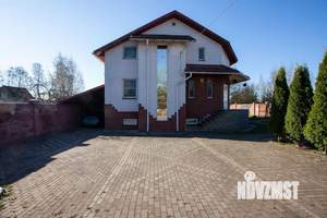 Дом 272м&sup2;, 3-этажный, на длительный срок, 