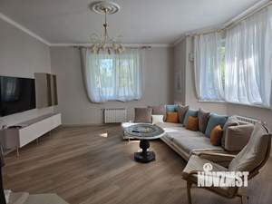 Дом 203м², 2-этажный, на длительный срок, 