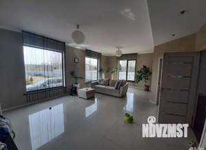 Коттедж 180м², 2-этажный, на длительный срок, 