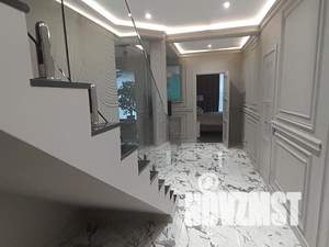 Коттедж 245м², 2-этажный, на длительный срок, 