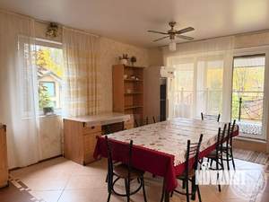 Дом 380м², 2-этажный, на длительный срок, 