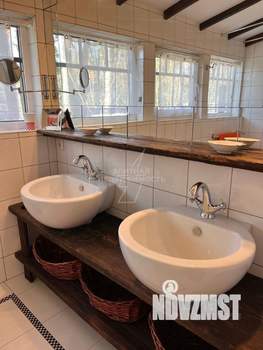 Дом 135м&sup2;, 2-этажный, на длительный срок, 