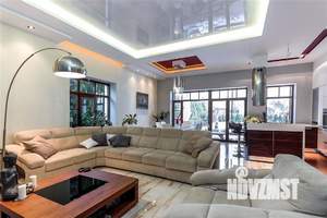 Дом 250м², 3-этажный, на длительный срок, 
