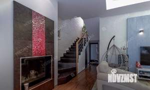 Дом 250м², 3-этажный, на длительный срок, 