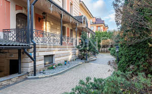 Дом 1257м², 4-этажный, на длительный срок, 