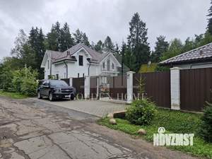 Дом 220м², 2-этажный, на длительный срок, 