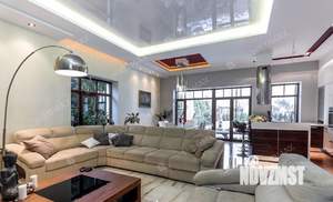 Дом 250м², 3-этажный, на длительный срок, 