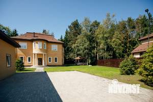Коттедж 400м², 3-этажный, на длительный срок, 