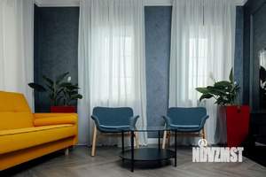 Коттедж 400м², 3-этажный, на длительный срок, 