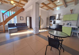 Дом 120м&sup2;, 2-этажный, на длительный срок, 