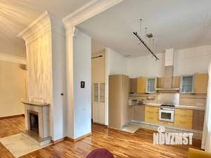 Таунхаус 331м², 3-этажный, на длительный срок, 